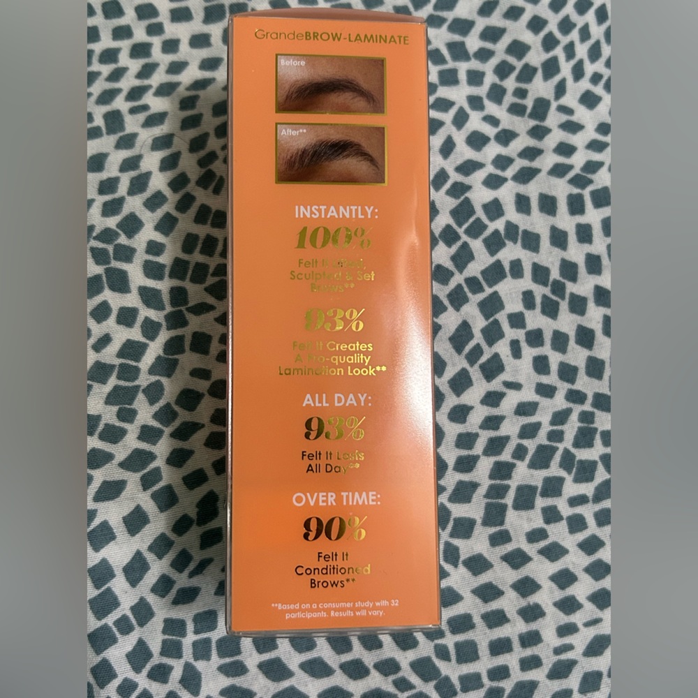 GrandeBROW Brow Laminate Gel - Picture 3 of 4